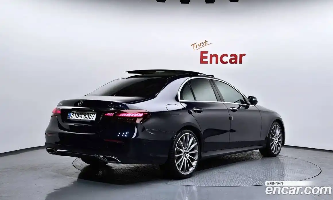 Mercedes-Benz E-Class 2021 2.0 Автомат в Москве № 162078, фото 13