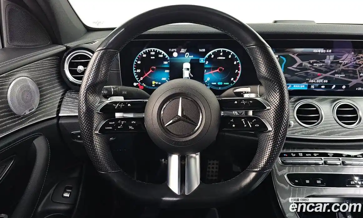 Mercedes-Benz E-Class 2021 2.0 Автомат в Москве № 162078, фото 4