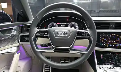 Audi A7 2025 3.0 Автомат в Москве № 162259, миниатюра 10