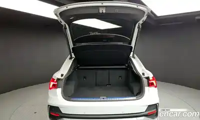 Audi Q3 2023 2.0 Автомат в Москве № 162602, миниатюра 11