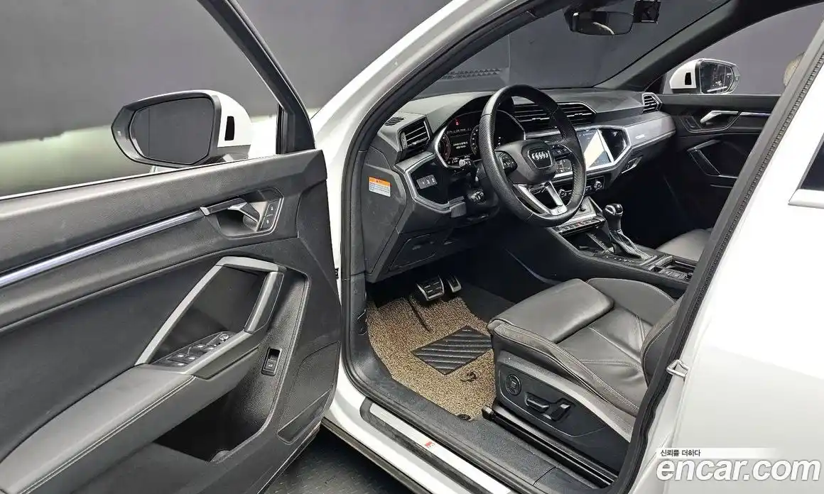 Audi Q3 2023 2.0 Автомат в Москве № 162602, фото 15