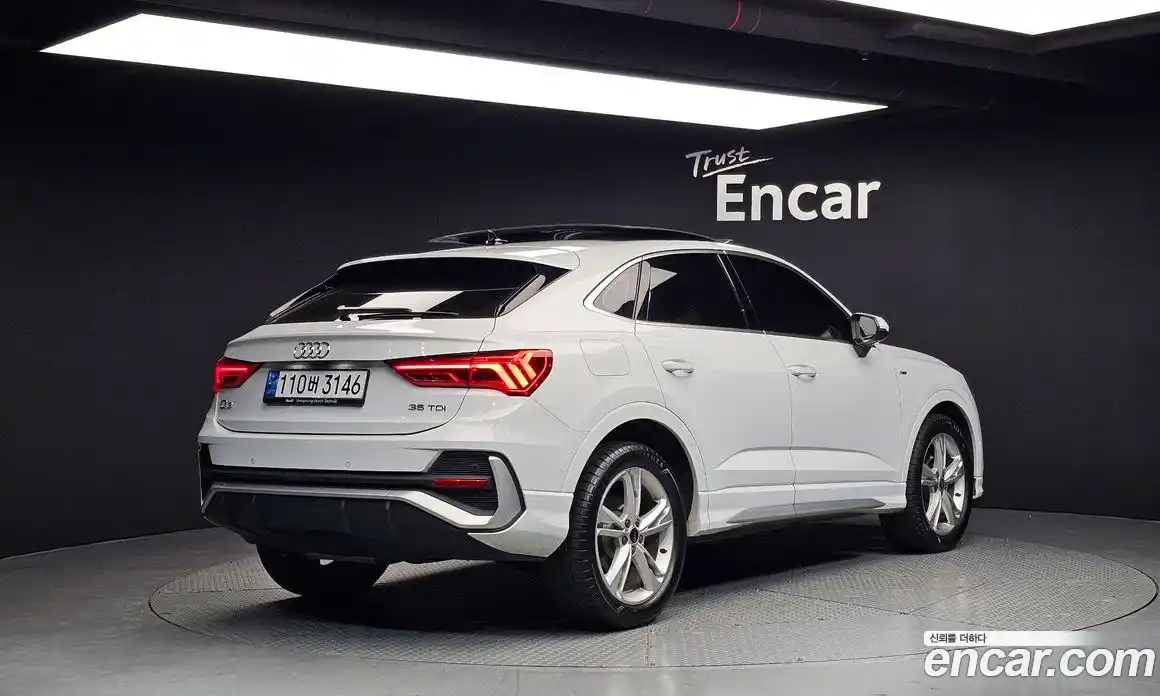 Audi Q3 2023 2.0 Автомат в Москве № 162602, фото 9