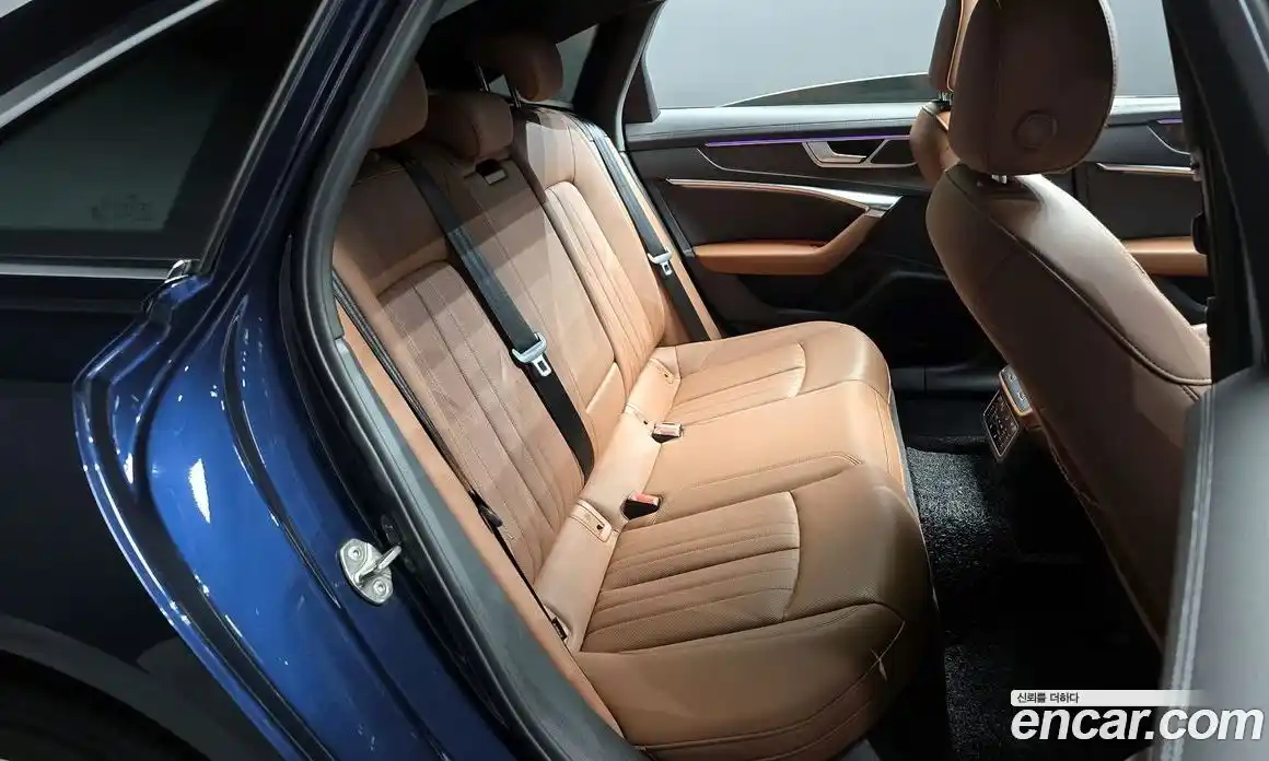 Audi A6 2023 2.0 Автомат в Москве № 162952, фото 16