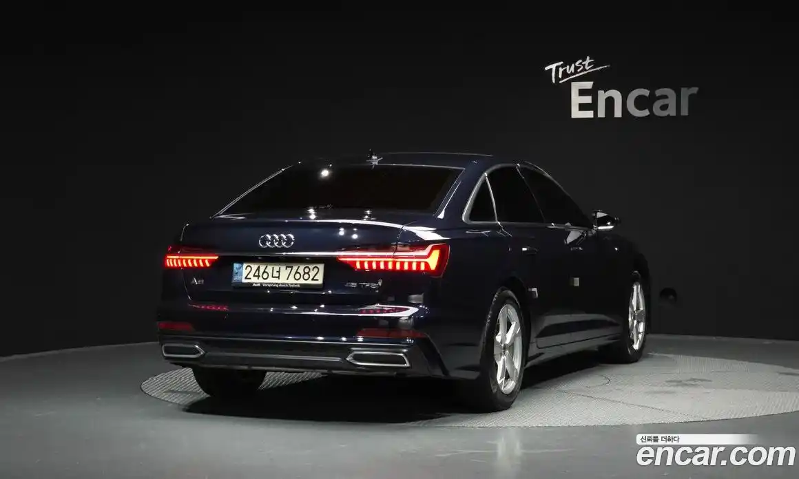 Audi A6 2021 2.0 Автомат в Москве № 163391, фото 17