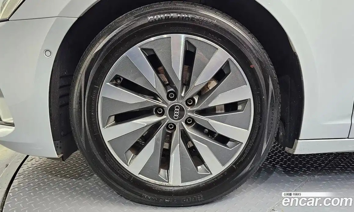 Audi A6 2021 2.0 Автомат в Москве № 163527, фото 14