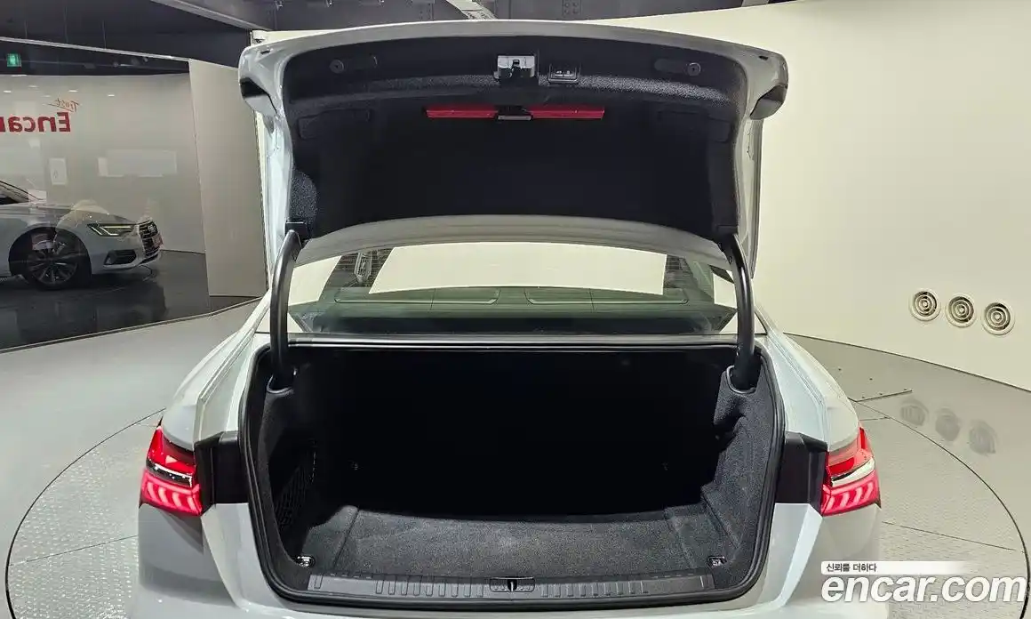 Audi A6 2021 2.0 Автомат в Москве № 163527, фото 4