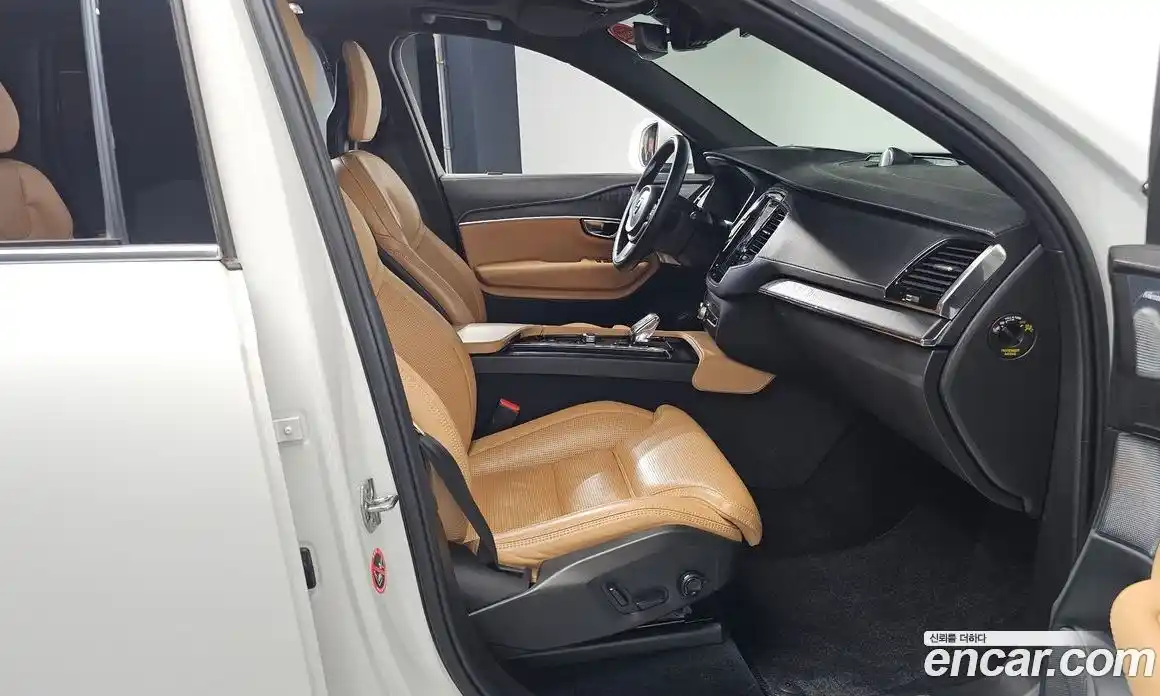 Volvo XC90 2021 2.0 Автомат в Москве № 164678, фото 9