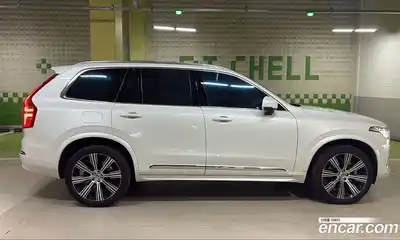 Volvo XC90 2024 2.0 Автомат в Москве № 164771, миниатюра 3