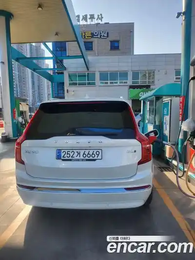 Volvo XC90 2024 2.0 Автомат в Москве № 164771, миниатюра 7