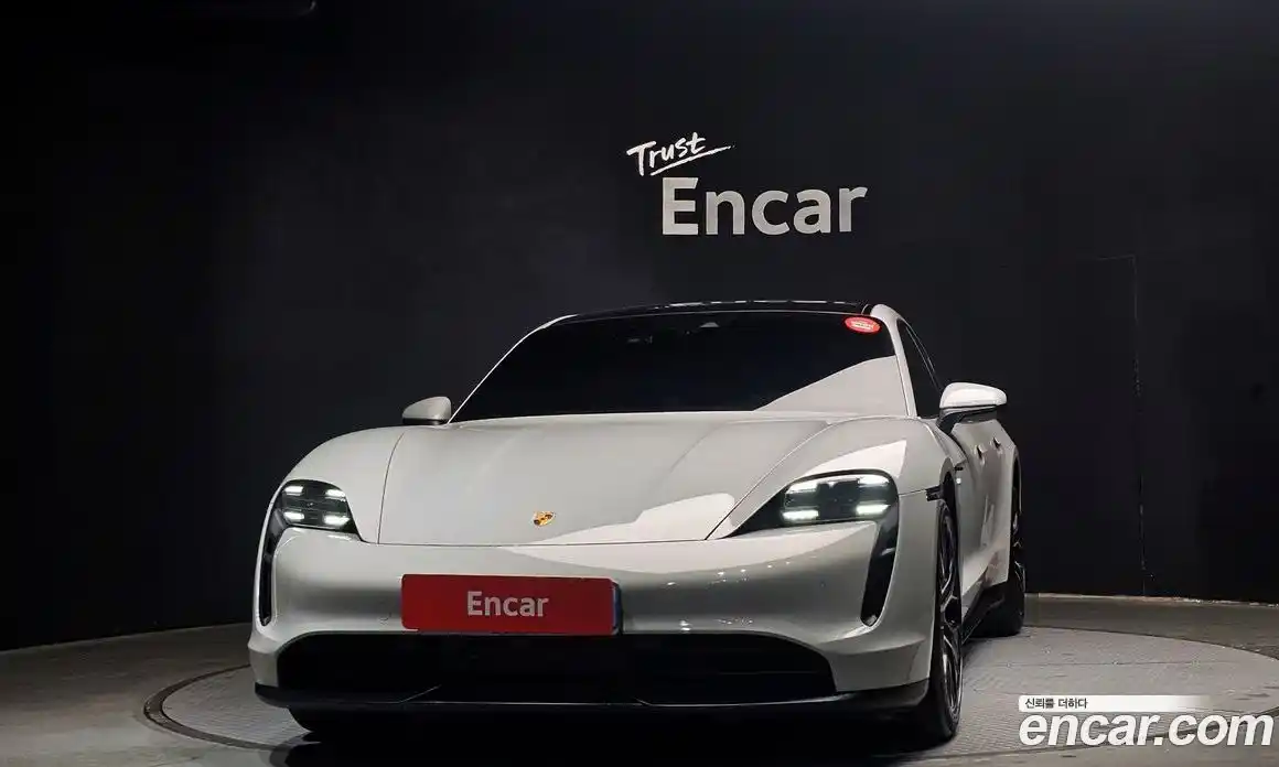 Porsche Taycan 2024 0.1 Автомат в Москве № 165077, фото 13