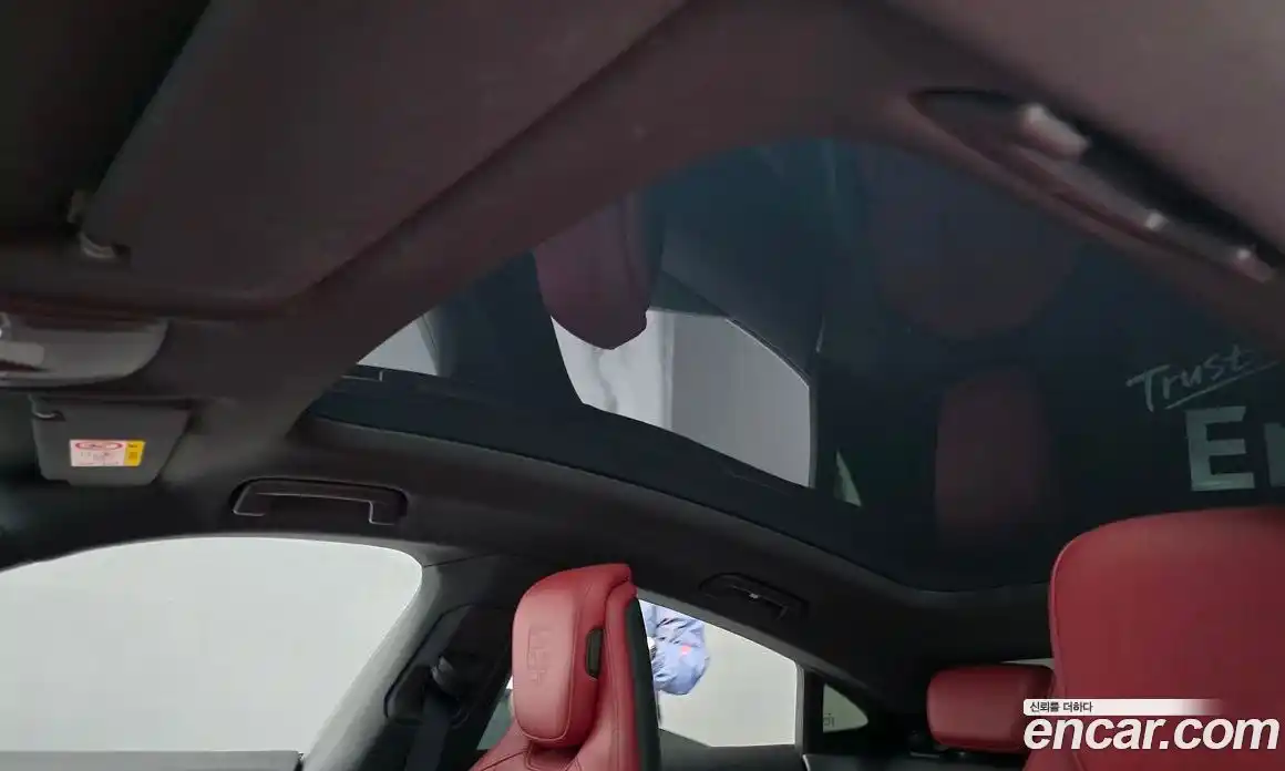 Porsche Taycan 2024 0.1 Автомат в Москве № 165077, фото 16