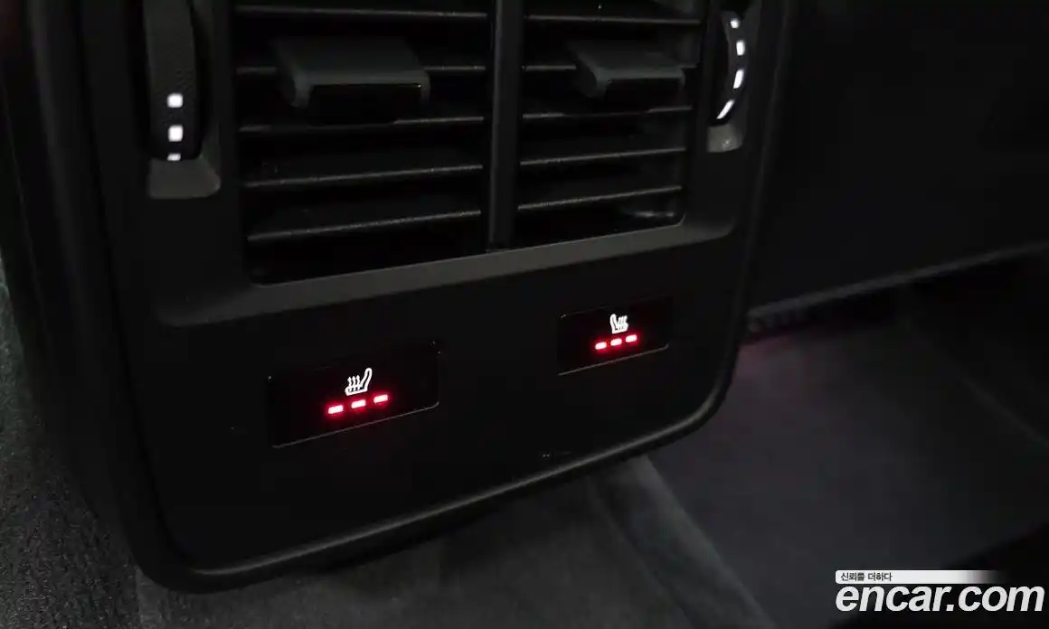 Porsche Taycan 2024 0.1 Автомат в Москве № 165077, фото 5