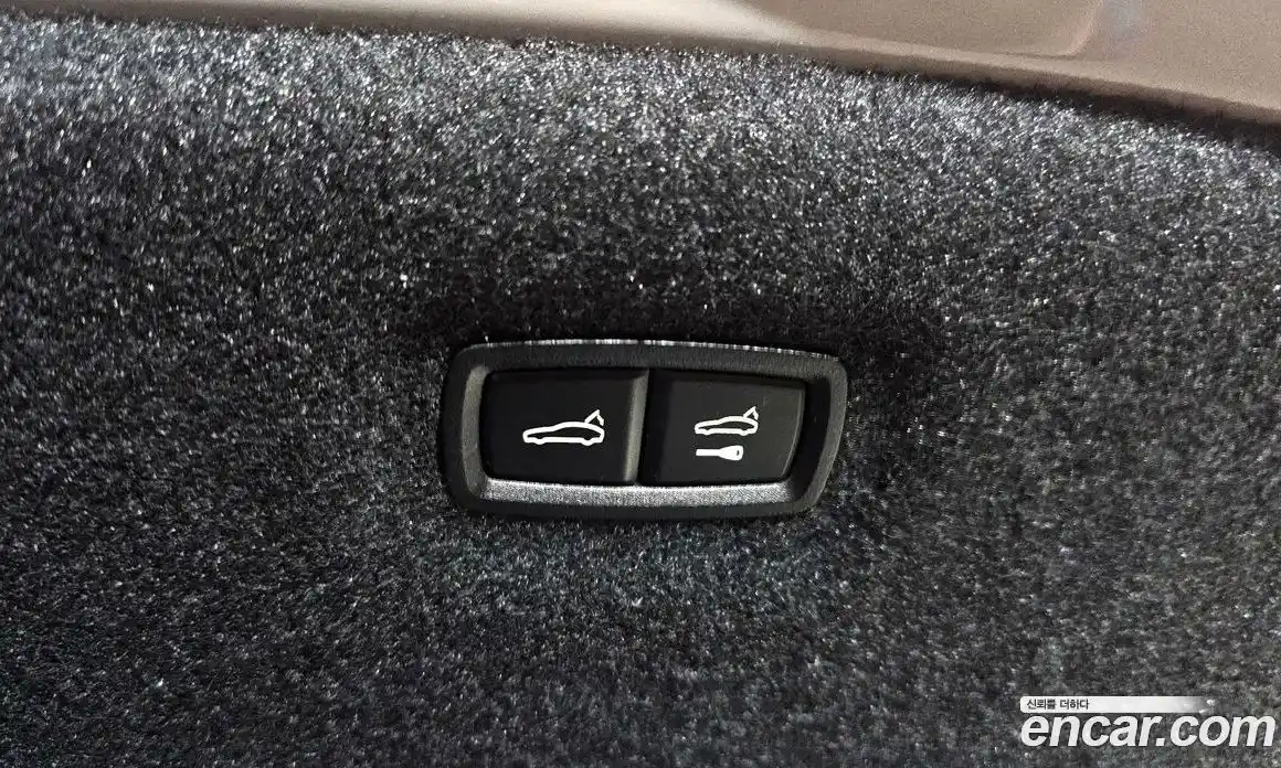 Porsche Taycan 2024 0.1 Автомат в Москве № 165077, фото 9