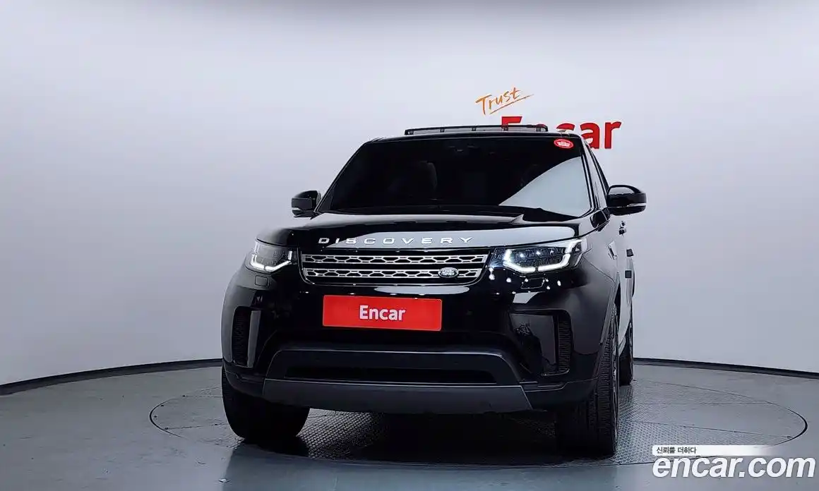 Land Rover Discovery 2018 2.0 Автомат в Москве № 166183, фото 1