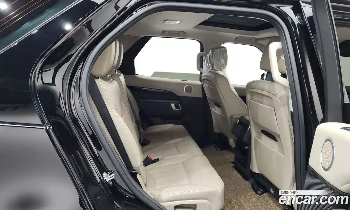 Land Rover Discovery 2018 2.0 Автомат в Москве № 166183, фото 13