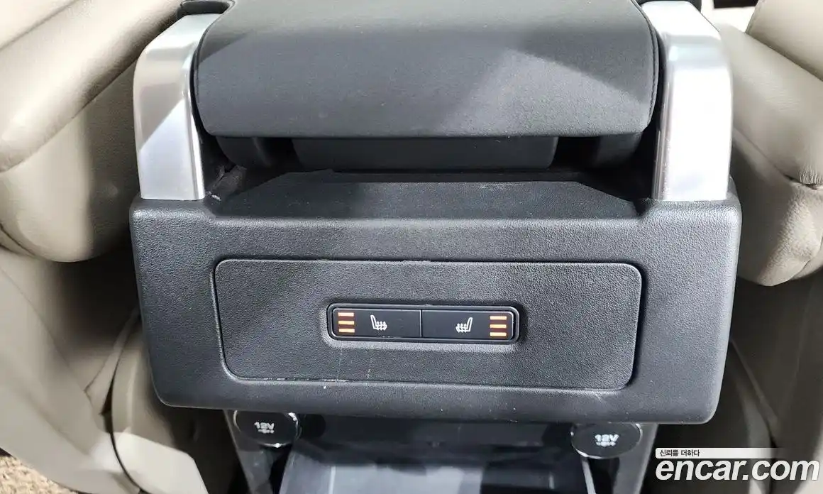 Land Rover Discovery 2018 2.0 Автомат в Москве № 166183, фото 19