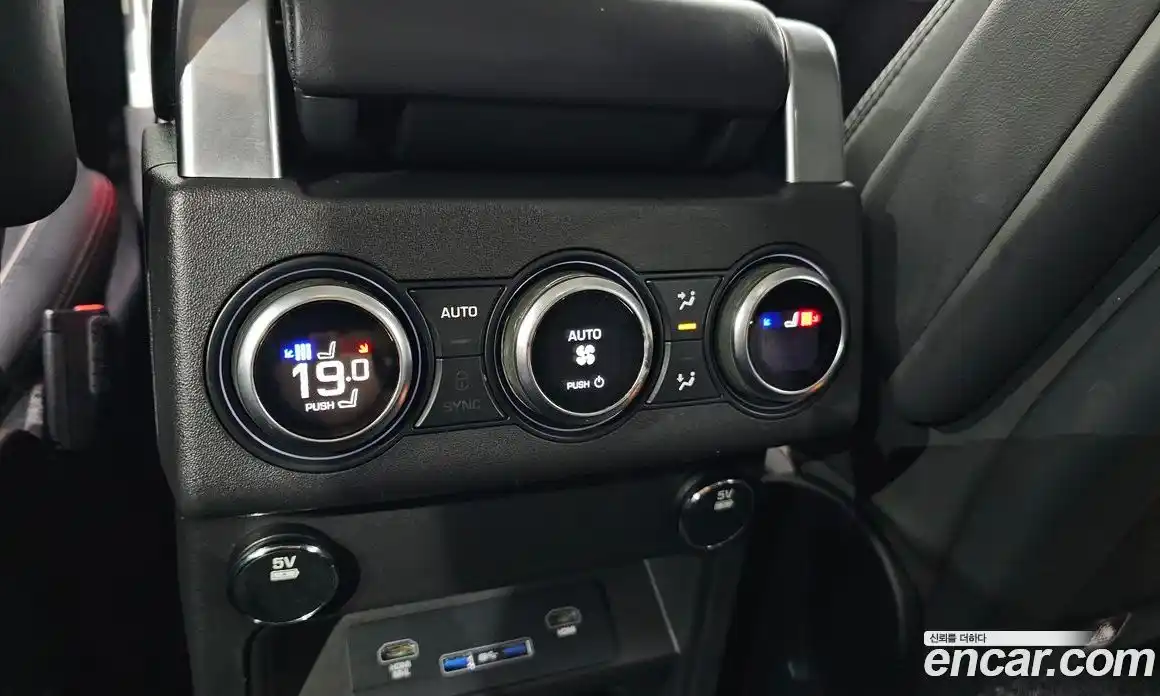 Land Rover Discovery 2017 3.0 Автомат в Москве № 166495, фото 17