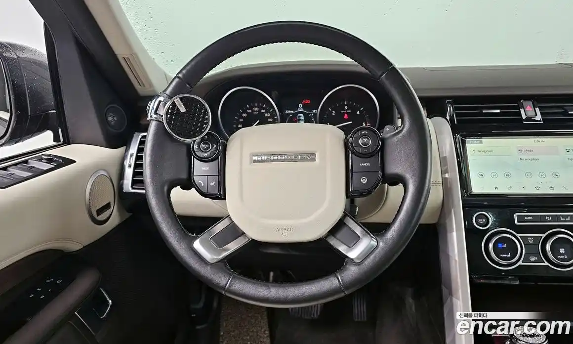 Land Rover Discovery 2017 3.0 Автомат в Москве № 166699, фото 3