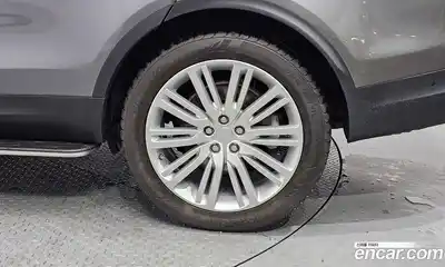 Land Rover Discovery 2017 3.0 Автомат в Москве № 166699, миниатюра 4