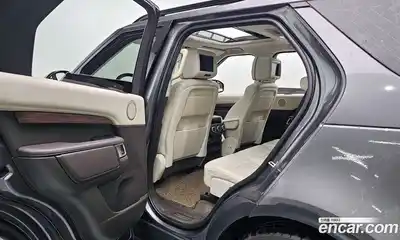 Land Rover Discovery 2017 3.0 Автомат в Москве № 166699, миниатюра 5