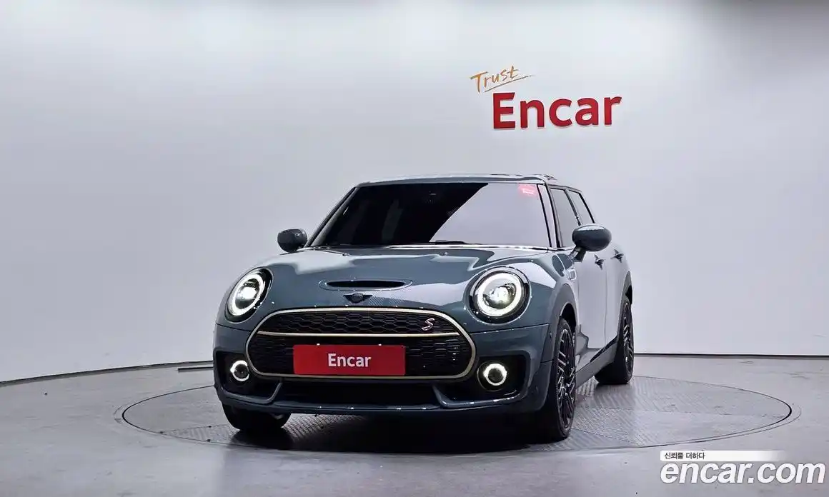 Mini Clubman 2023 2.0 Автомат в Москве № 166965, фото 11