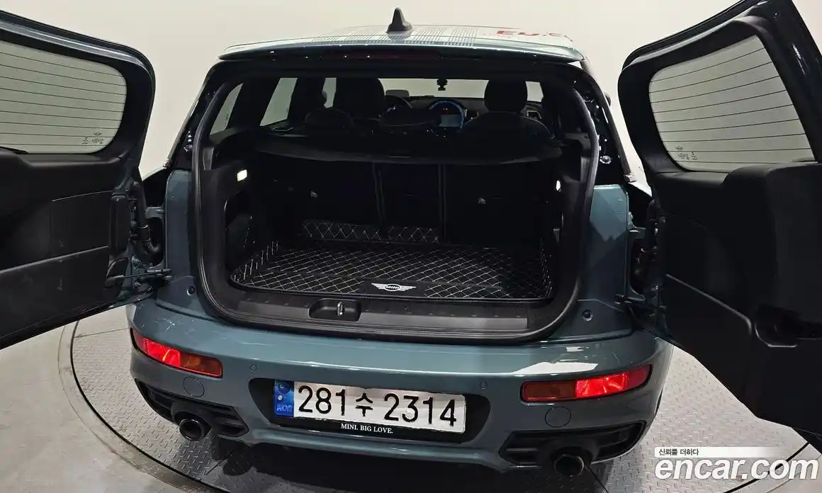 Mini Clubman 2023 2.0 Автомат в Москве № 166965, фото 15