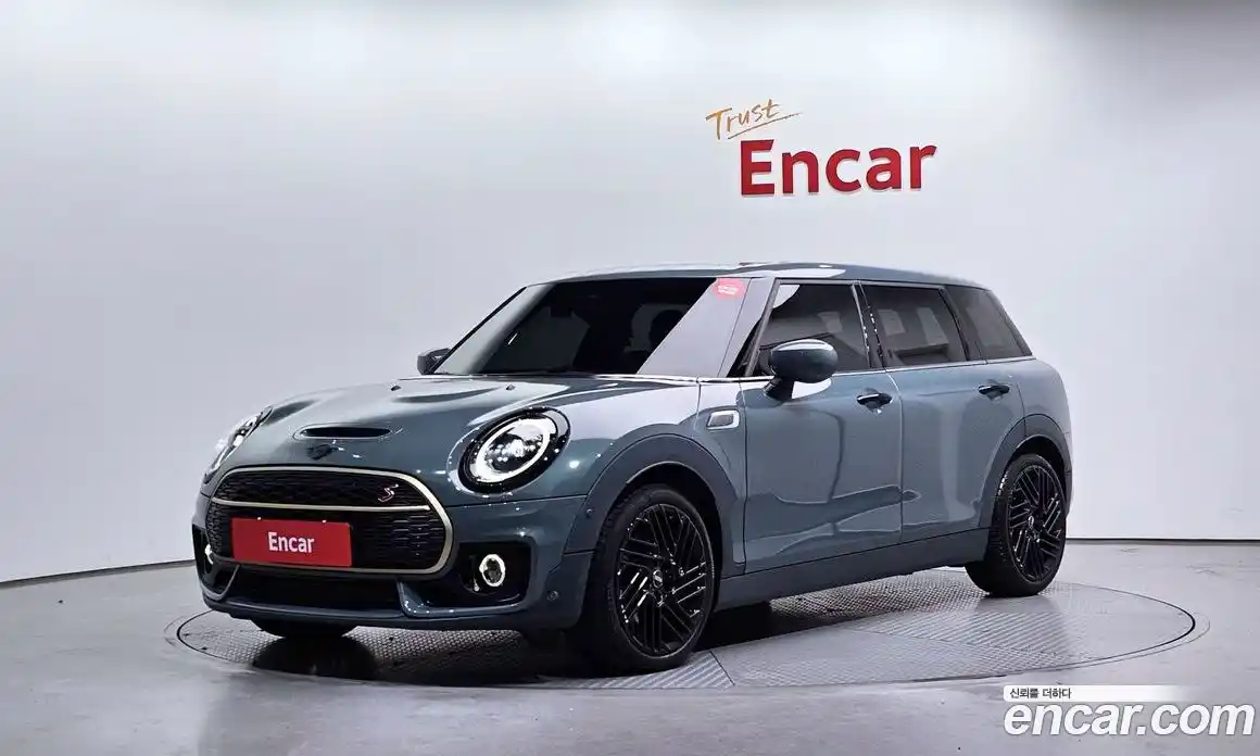 Mini Clubman 2023 2.0 Автомат в Москве № 166965, фото 16