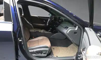 Lexus ES 2023 2.5 Автомат в Москве № 168118, миниатюра 4