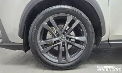 Lexus NX 2023 2.5 Автомат в Москве № 168130, миниатюра 3