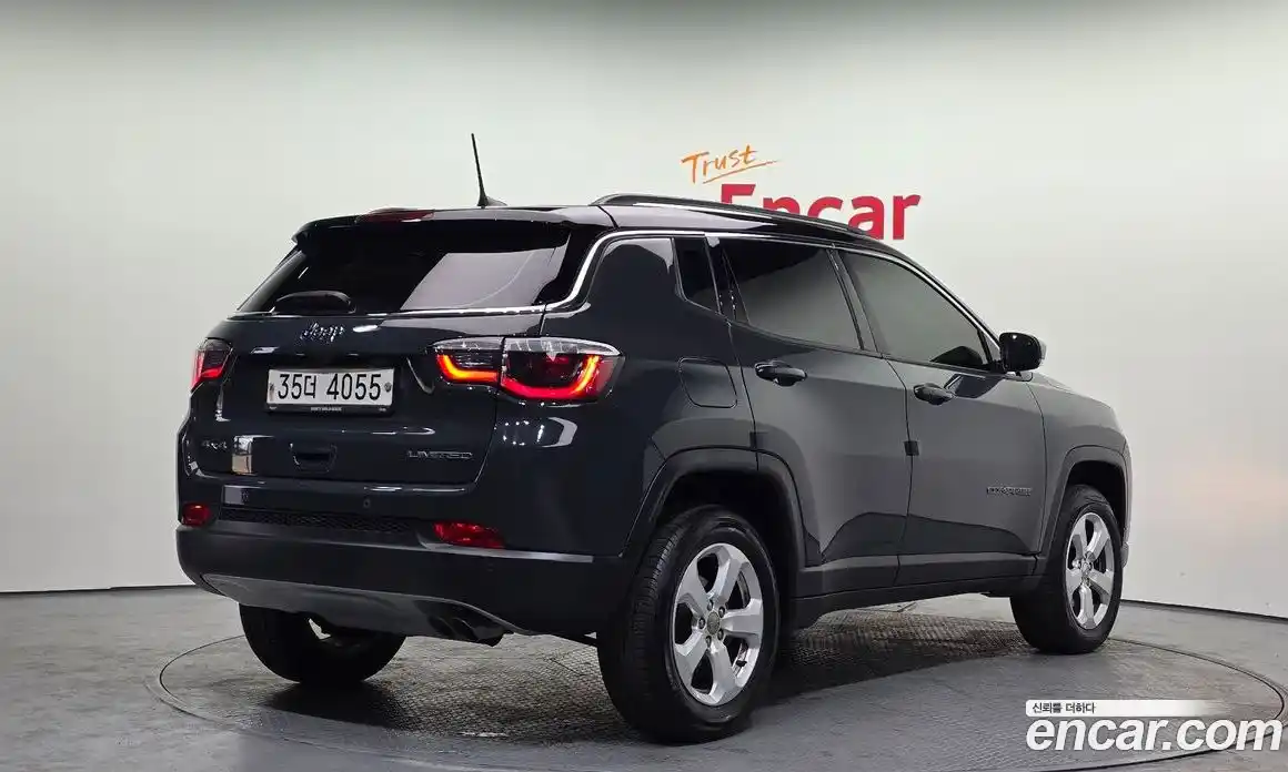 Jeep Compass 2018 2.4 Автомат в Москве № 169609, фото 12