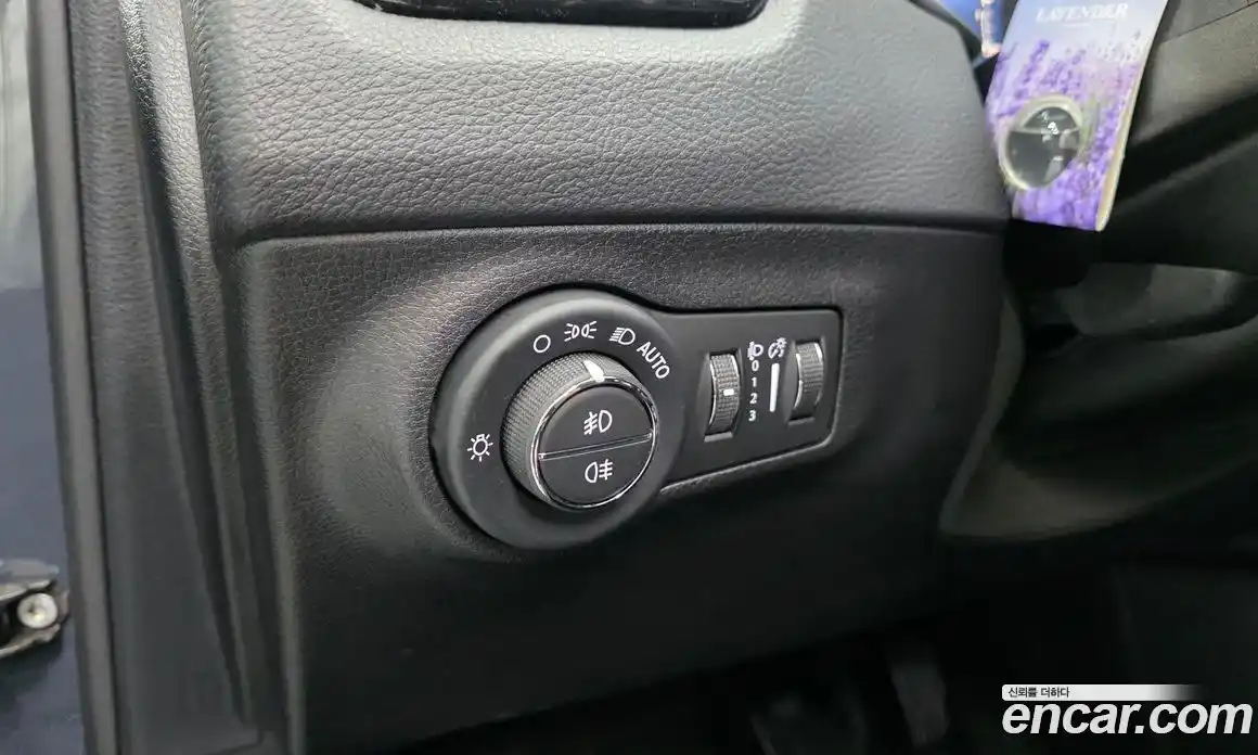 Jeep Compass 2018 2.4 Автомат в Москве № 169609, фото 18