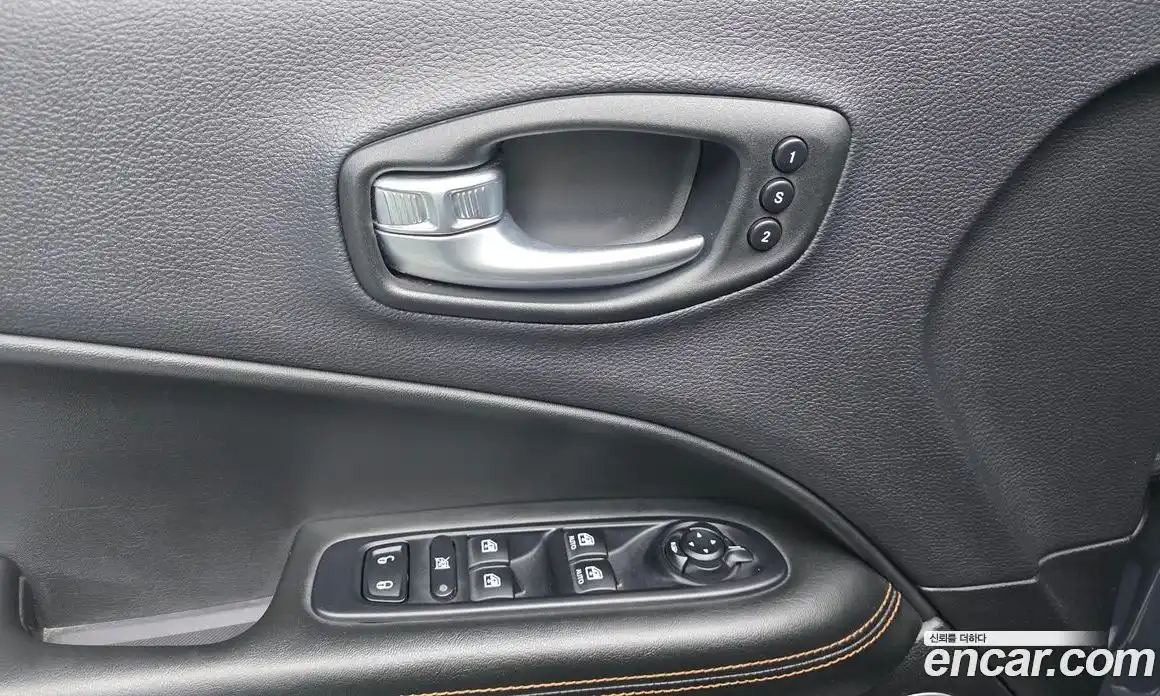 Jeep Compass 2018 2.4 Автомат в Москве № 169609, фото 4