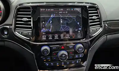 Jeep Cherokee 2019 3.6 Автомат в Москве № 169633, миниатюра 2