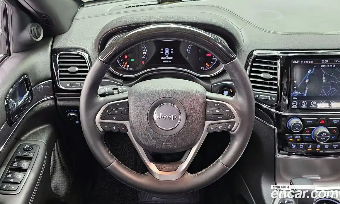 Jeep Cherokee 2019 3.6 Автомат в Москве № 169633, фото 6