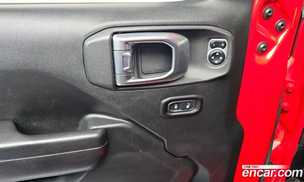 Jeep Wrangler 2018 2.0 Автомат в Москве № 169763, фото 13