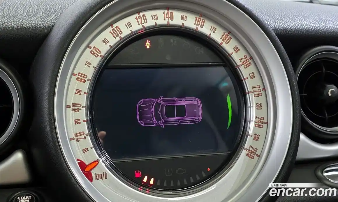 Mini Clubman 2014 1.6 Автомат в Москве № 177190, фото 20