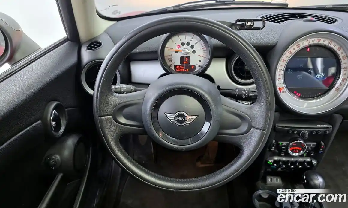 Mini Clubman 2014 1.6 Автомат в Москве № 177190, фото 10