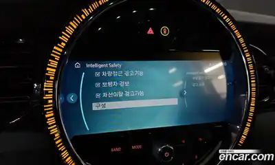 Mini Cooper 2024 1.5 Автомат в Москве № 178075, миниатюра 11