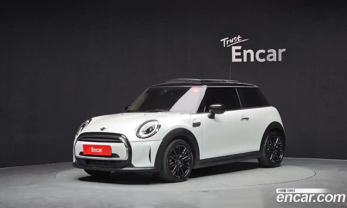 Mini Cooper 2024 1.5 Автомат в Москве № 178075, фото 15