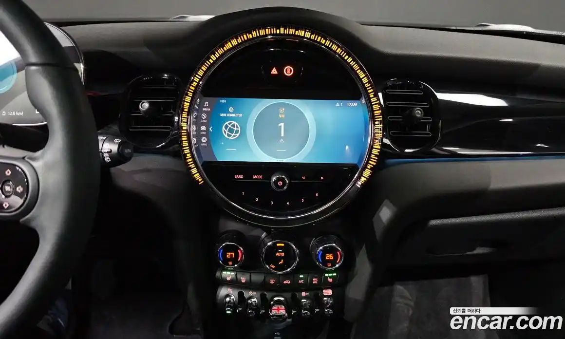 Mini Cooper 2024 1.5 Автомат в Москве № 178075, фото 16