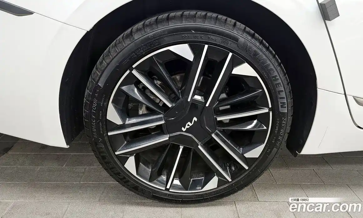 Kia K8 2025 1.6 Автомат в Москве № 18911, фото 3