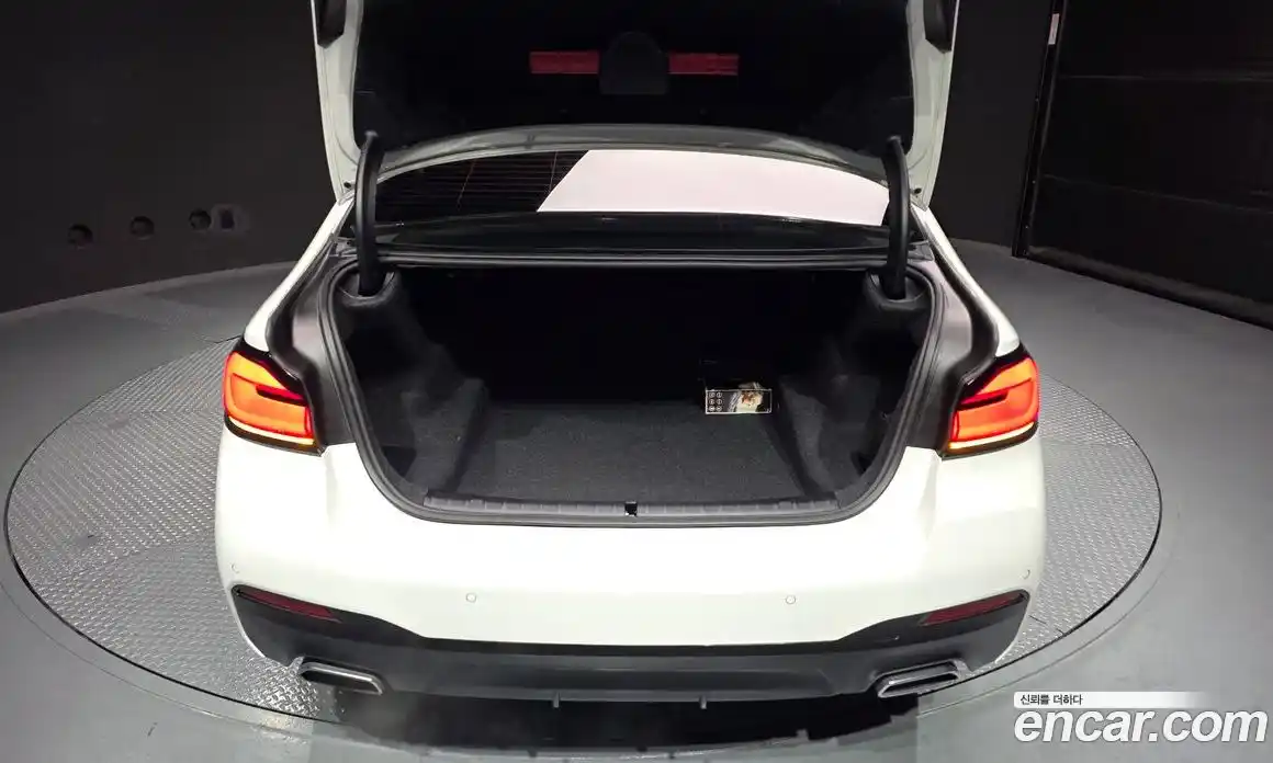 BMW 5-Series 2022 2.0 Автомат в Москве № 189246, фото 16