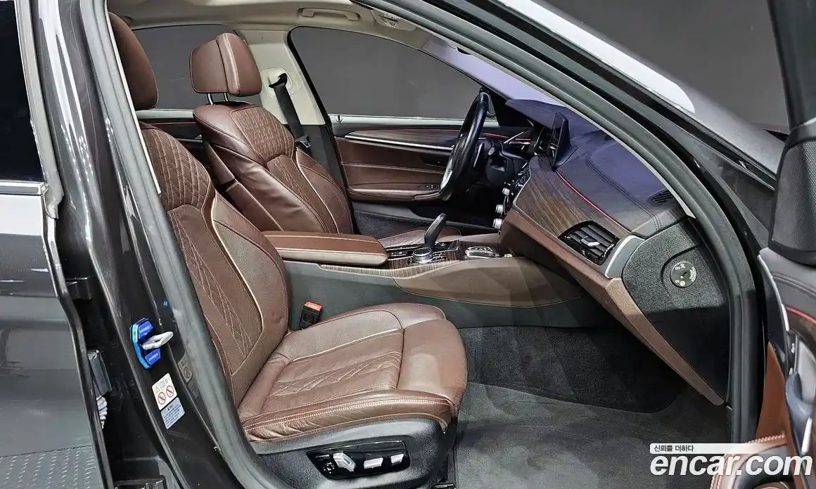 BMW 5-Series 2018 2.0 Автомат в Москве № 192983, фото 16