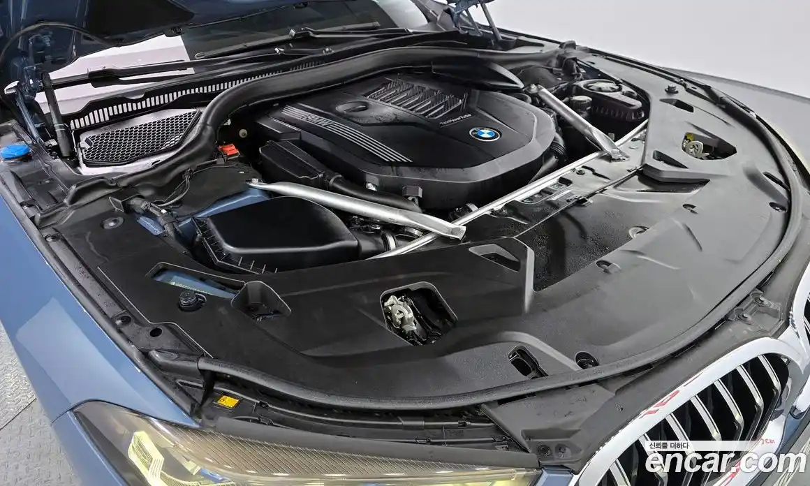 BMW 8-Series 2021 3.0 Автомат в Москве № 193249, фото 3