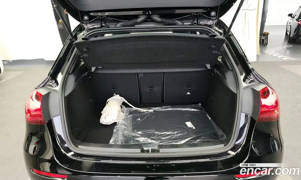 Mercedes-Benz A-Class 2025 2.0 Автомат в Москве № 193628, фото 20