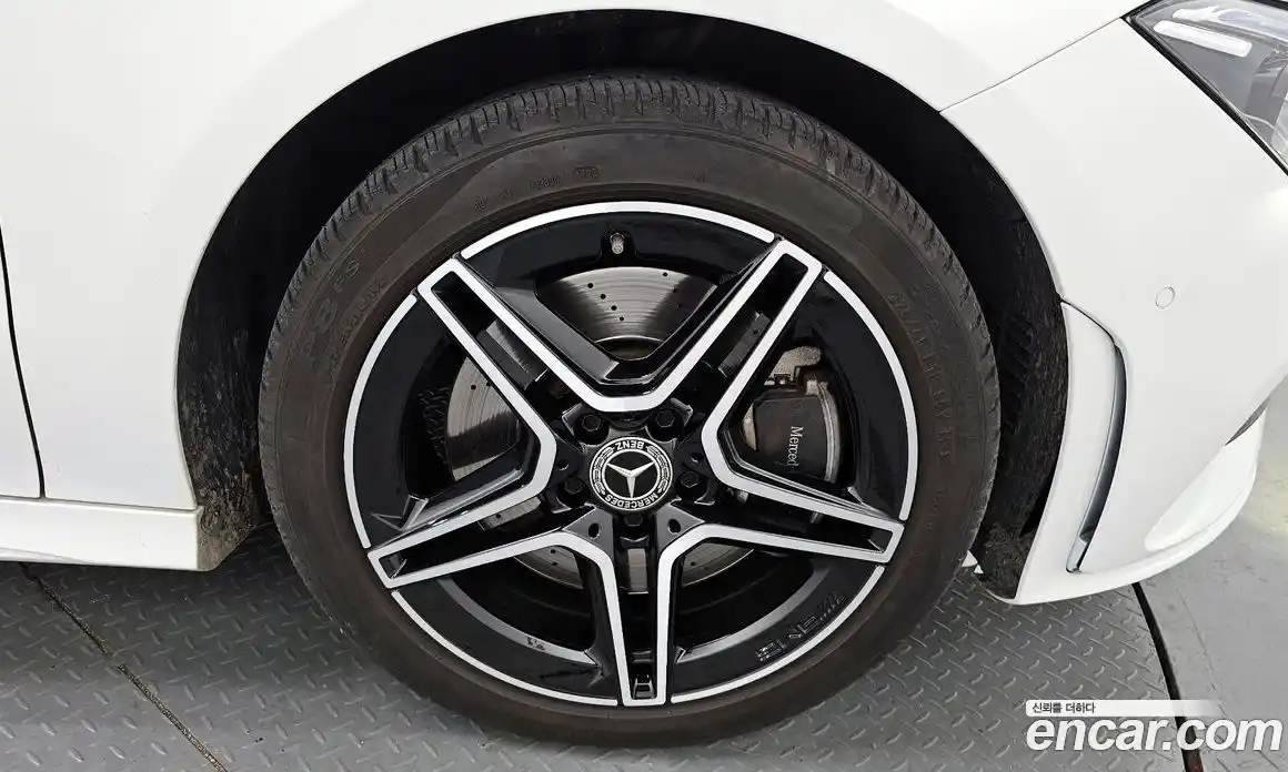 Mercedes-Benz CLA-Class 2020 2.0 Автомат в Москве № 194336, фото 12