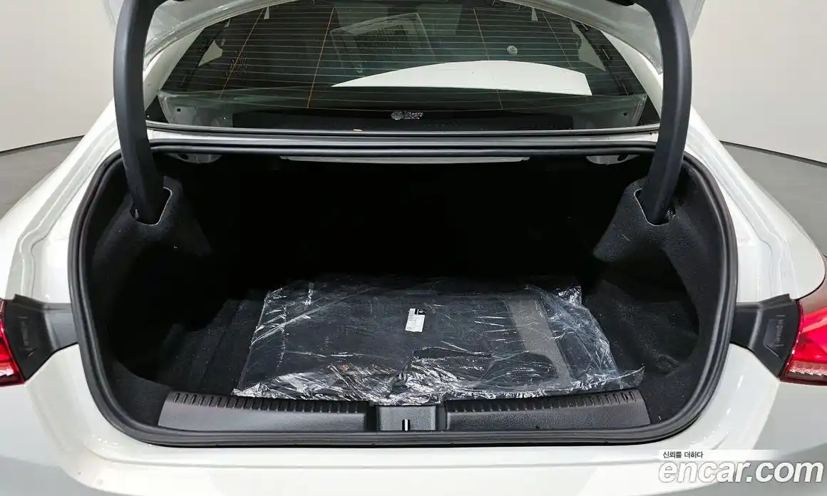 Mercedes-Benz CLA-Class 2020 2.0 Автомат в Москве № 194336, фото 20