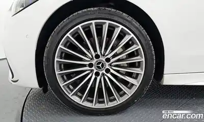 Mercedes-Benz C-Class 2022 2.0 Автомат в Москве № 195587, миниатюра 11