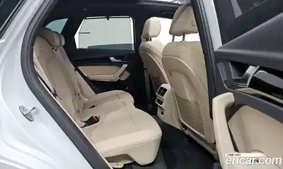 Audi Q5 2024 2.0 Автомат в Москве № 196035, миниатюра 8