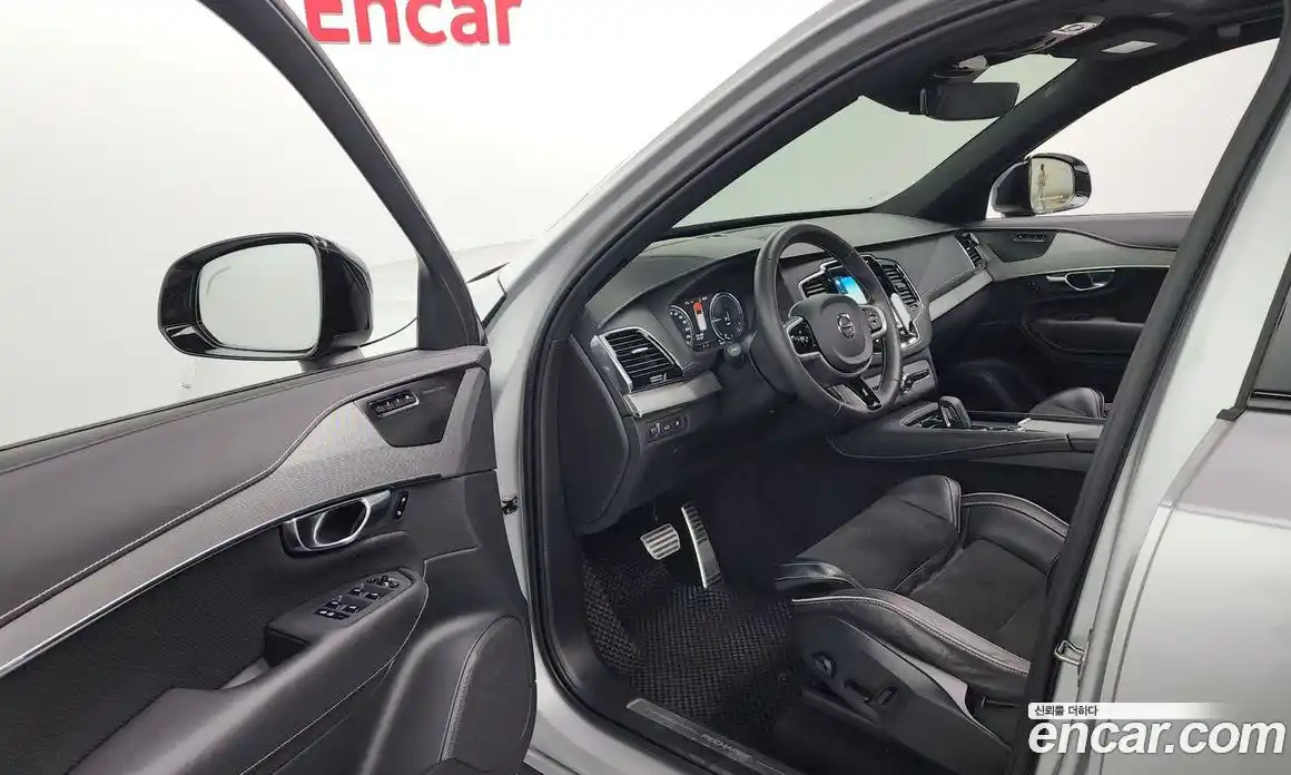 Volvo XC90 2021 2.0 Автомат в Москве № 197009, фото 15